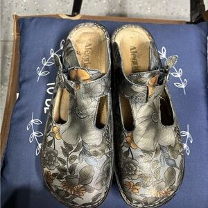 Alegria Gray and Orange Mules Comfortable Clogs